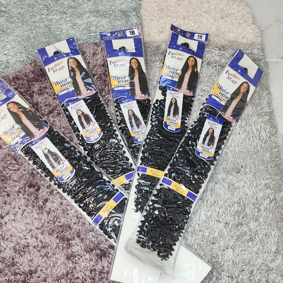 Freetress water wave extra long - Picture 2 of 4